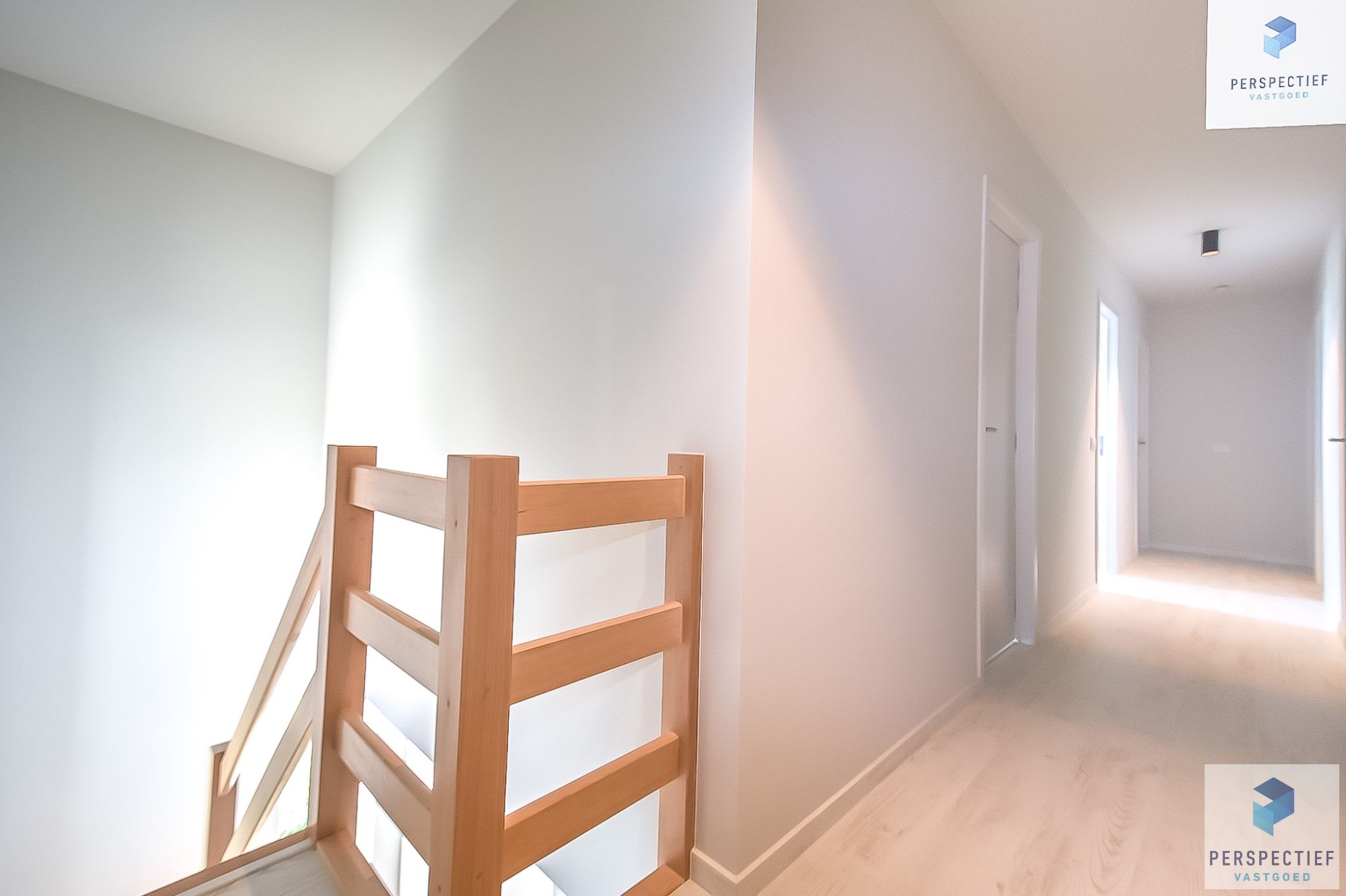 Landelijk gelegen NIEUWBOUW woning met 5slpk langs het kanaal op 340 m² - LOT 1 foto 15