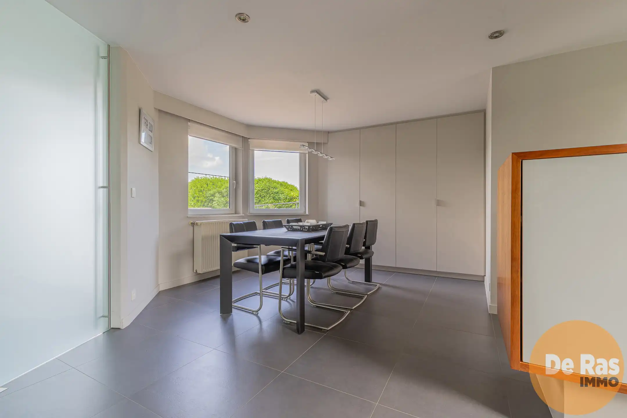 WELLE - Leuke halfopen bebouwing voorzien van alle comfort foto 12