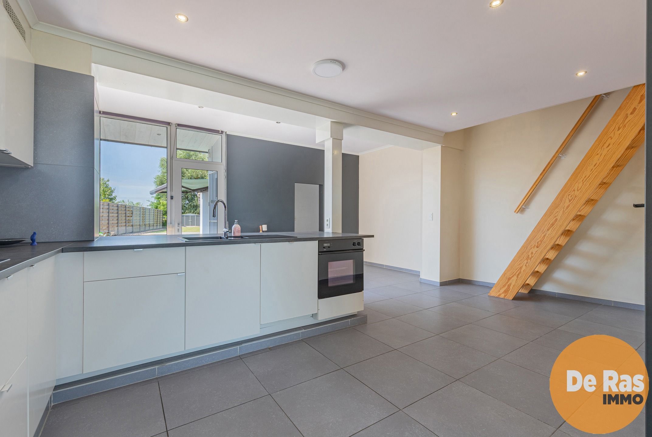 LEDE - Charmante woning met grote tuin foto 8