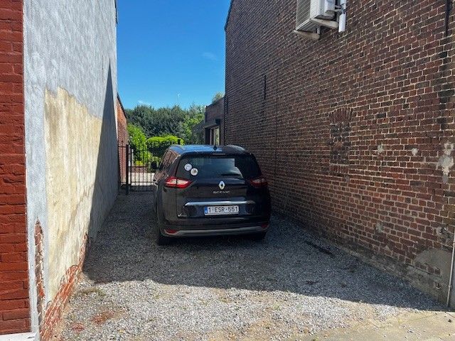Aangename HOB, met grote tuin en parking foto 19