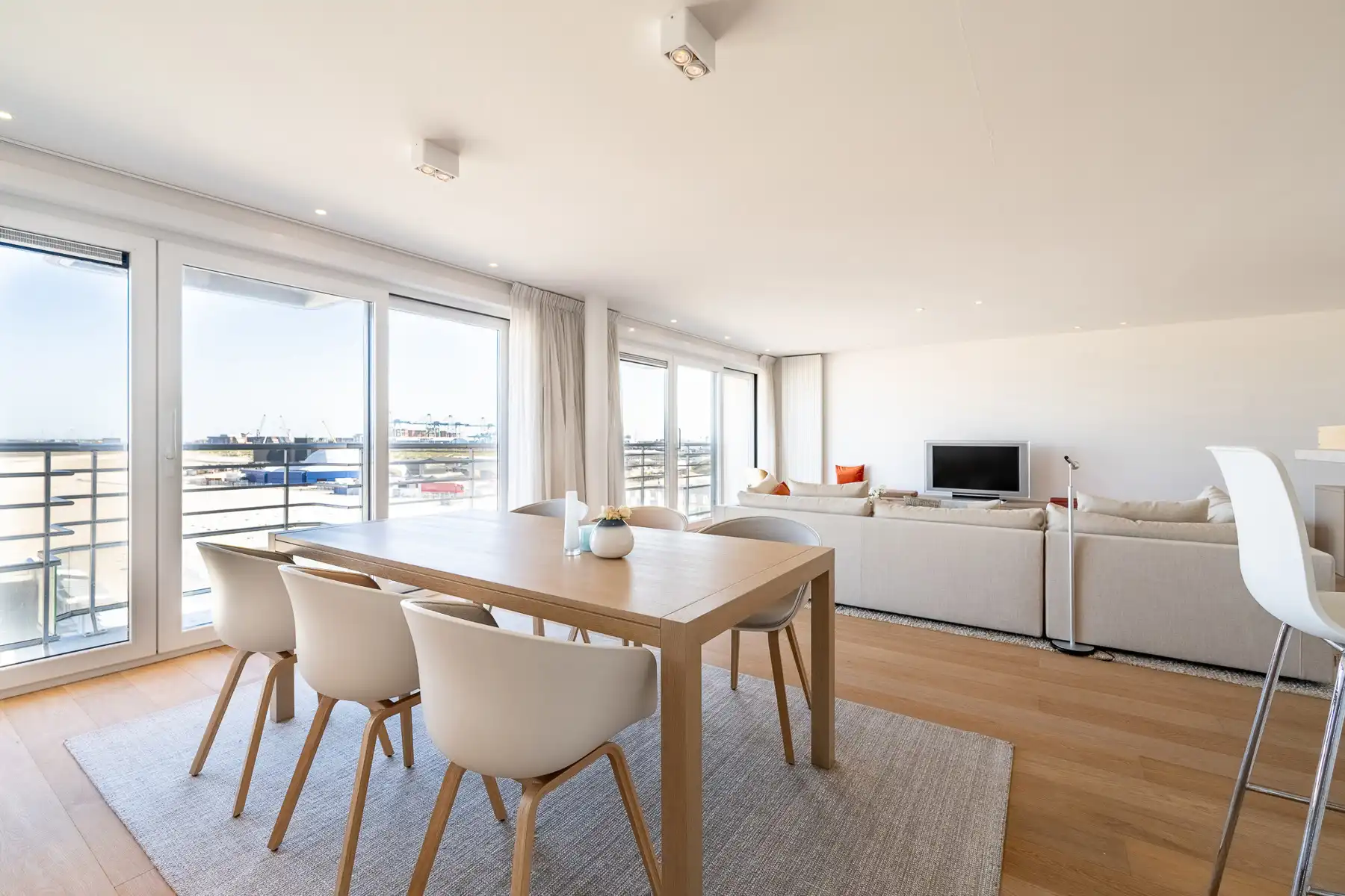 Stijvol afgewerkt appartement met frontaal zeezicht te Zeebrugge foto 9