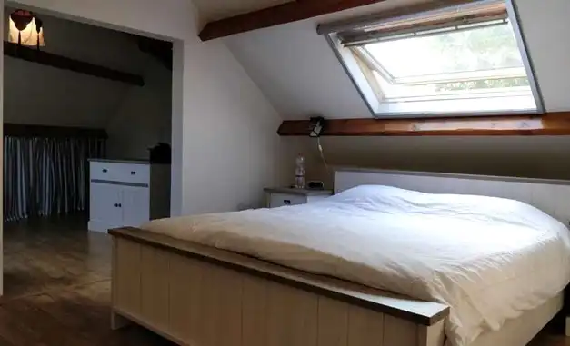 Hoeve met 4 slaapkamers op +- 8 are foto 7