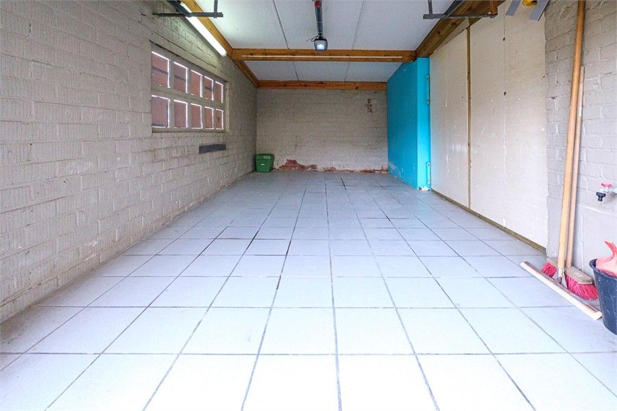 SMAAKVOLLE HOB MET 2 SLPKS EN GARAGE foto 20