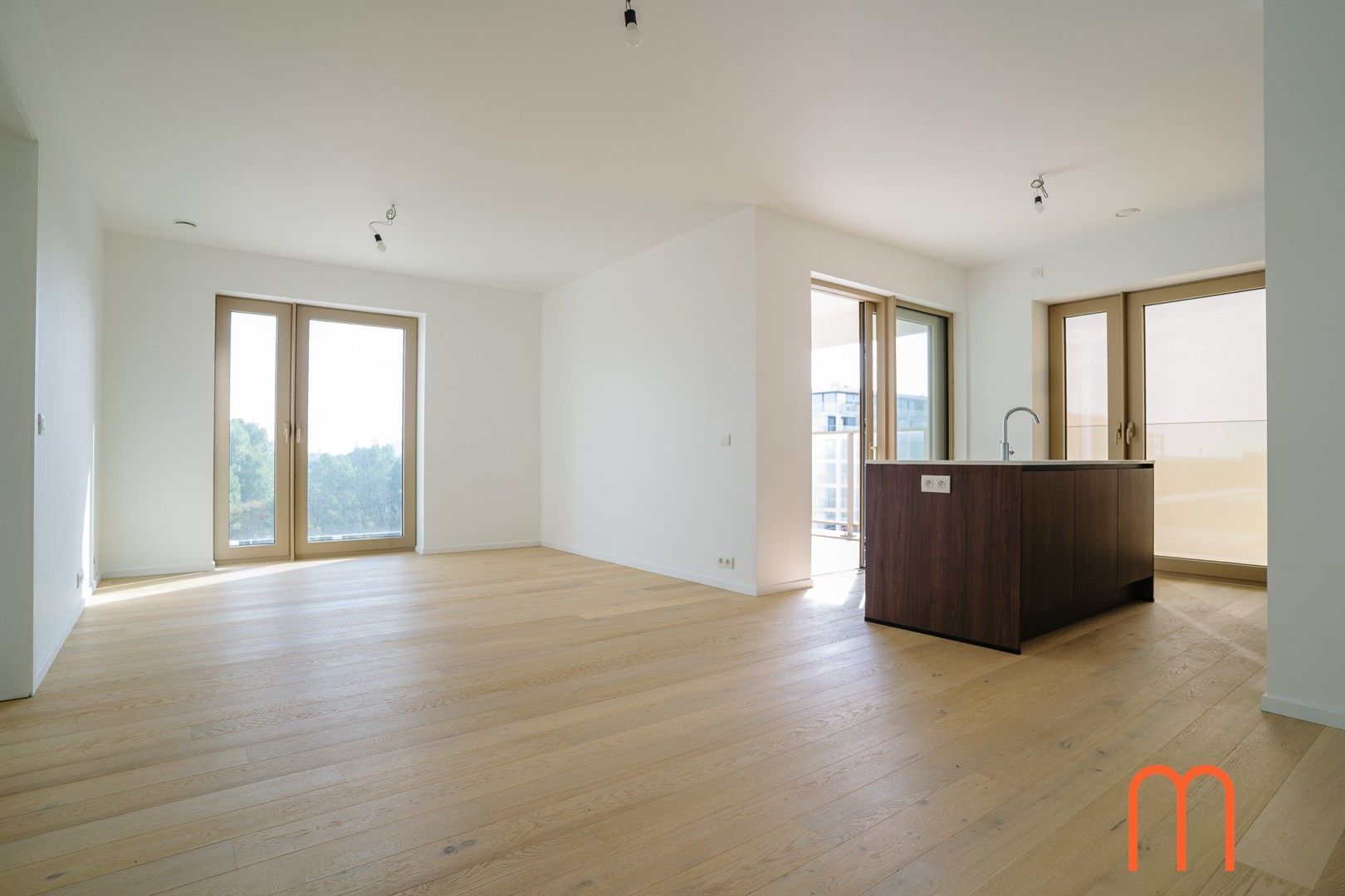 Lichtrijk nieuwbouwappartement in Oostende – Mariakerke foto {{pictureIndex}}