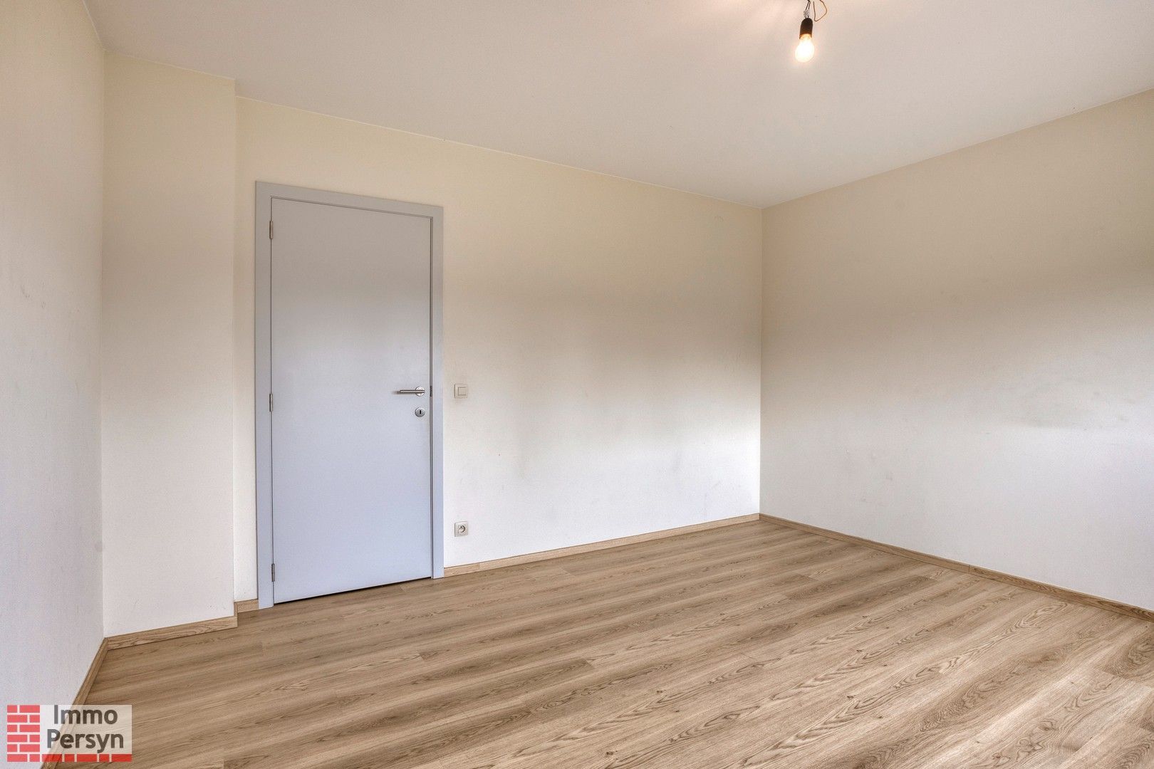 Ruime gezinswoning met garage, tuin en 3 slaapkamers in Houwaart foto 7