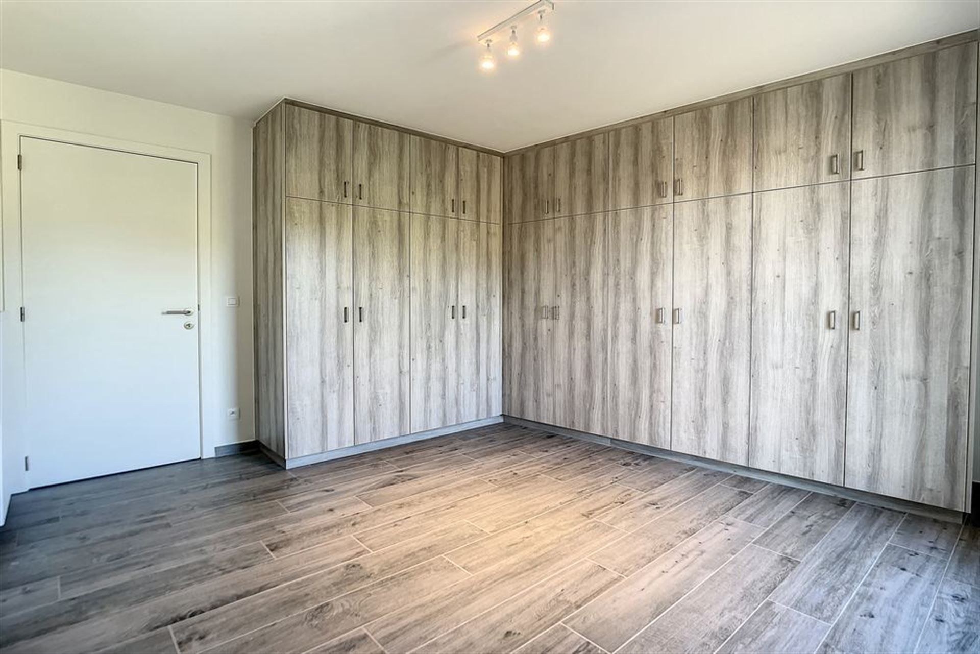 Prachtig duplexappartement (2018) naast park Tervuren foto 13