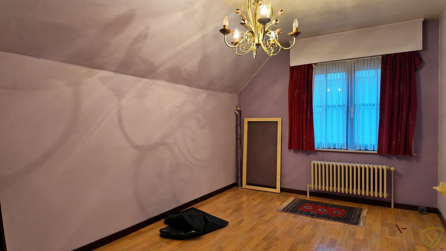 Ruime gezinswoning met grote tuin te huur in Zomergem! foto 18