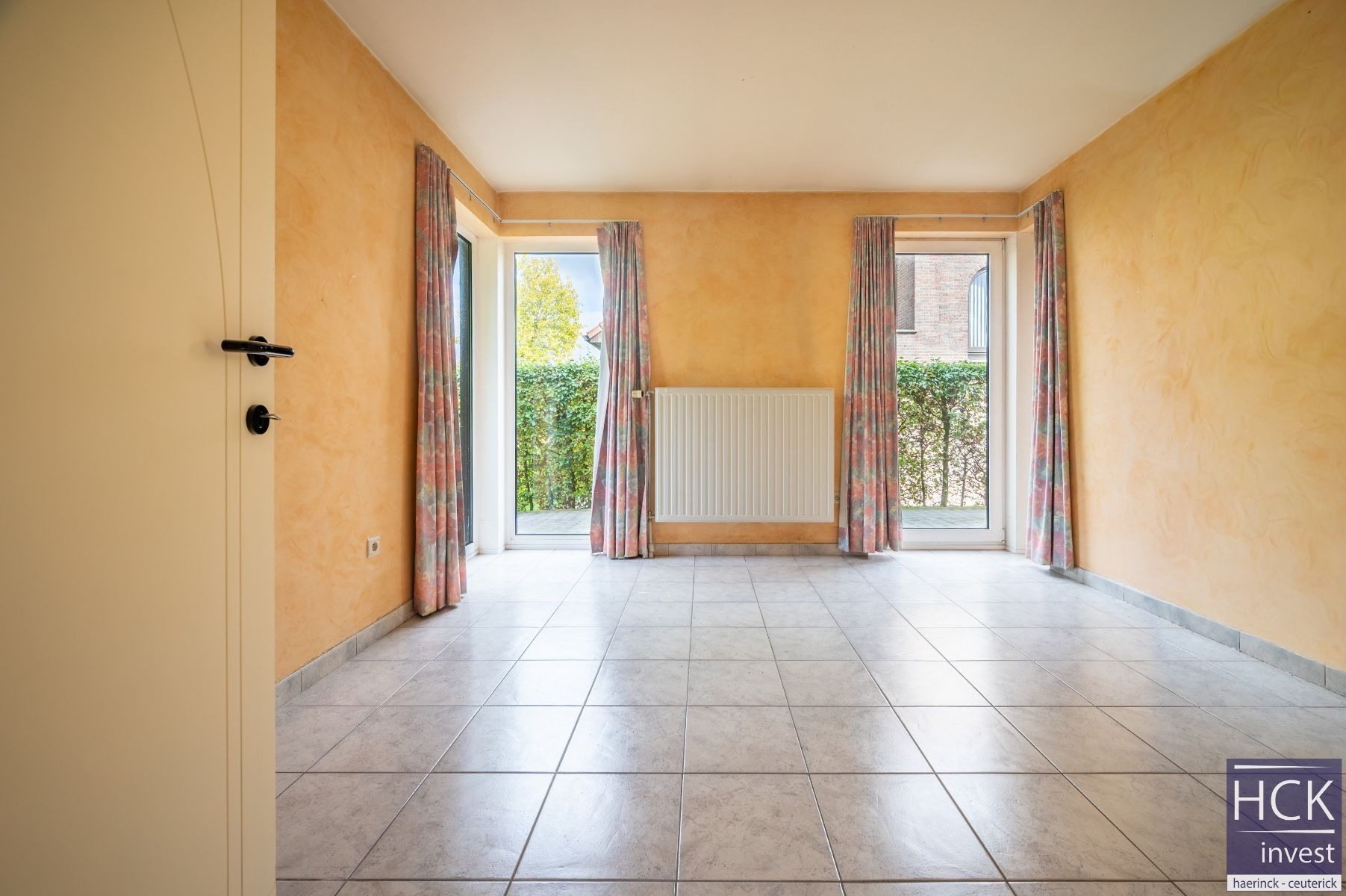 KRUISHOUTEM - Zeer ruime alleenstaande woning met 5 slpk. op 1256 m² foto 16