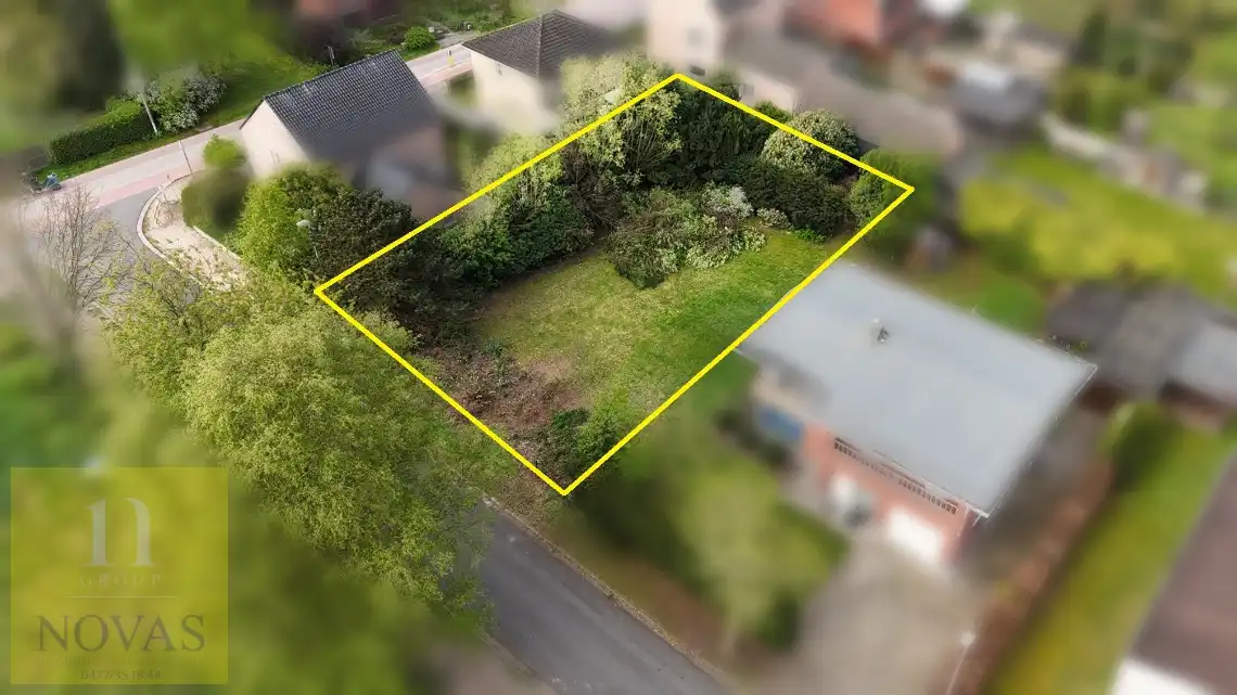 Aan het centrum, bouwgrond van 6are09ca, 18m breed, ca 35m diep foto 2