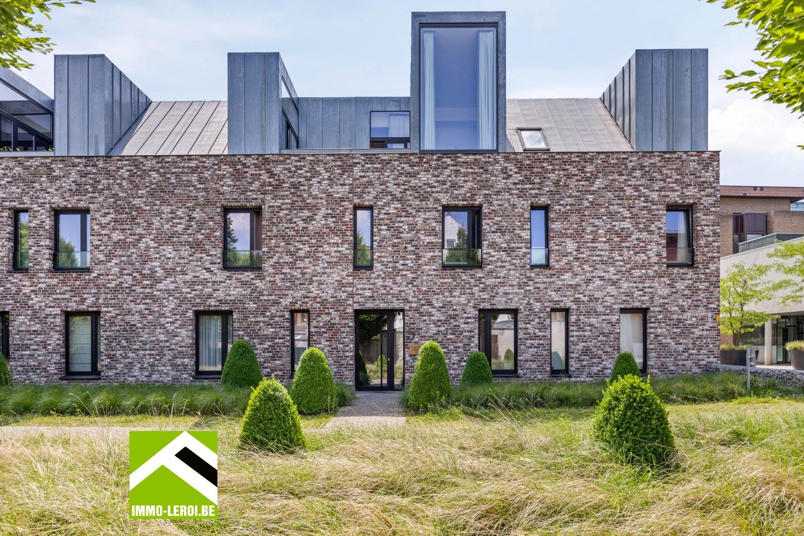 Luxueus penthouse van 156 m² met zuidgericht terras en garage – centrum Tongeren foto 3