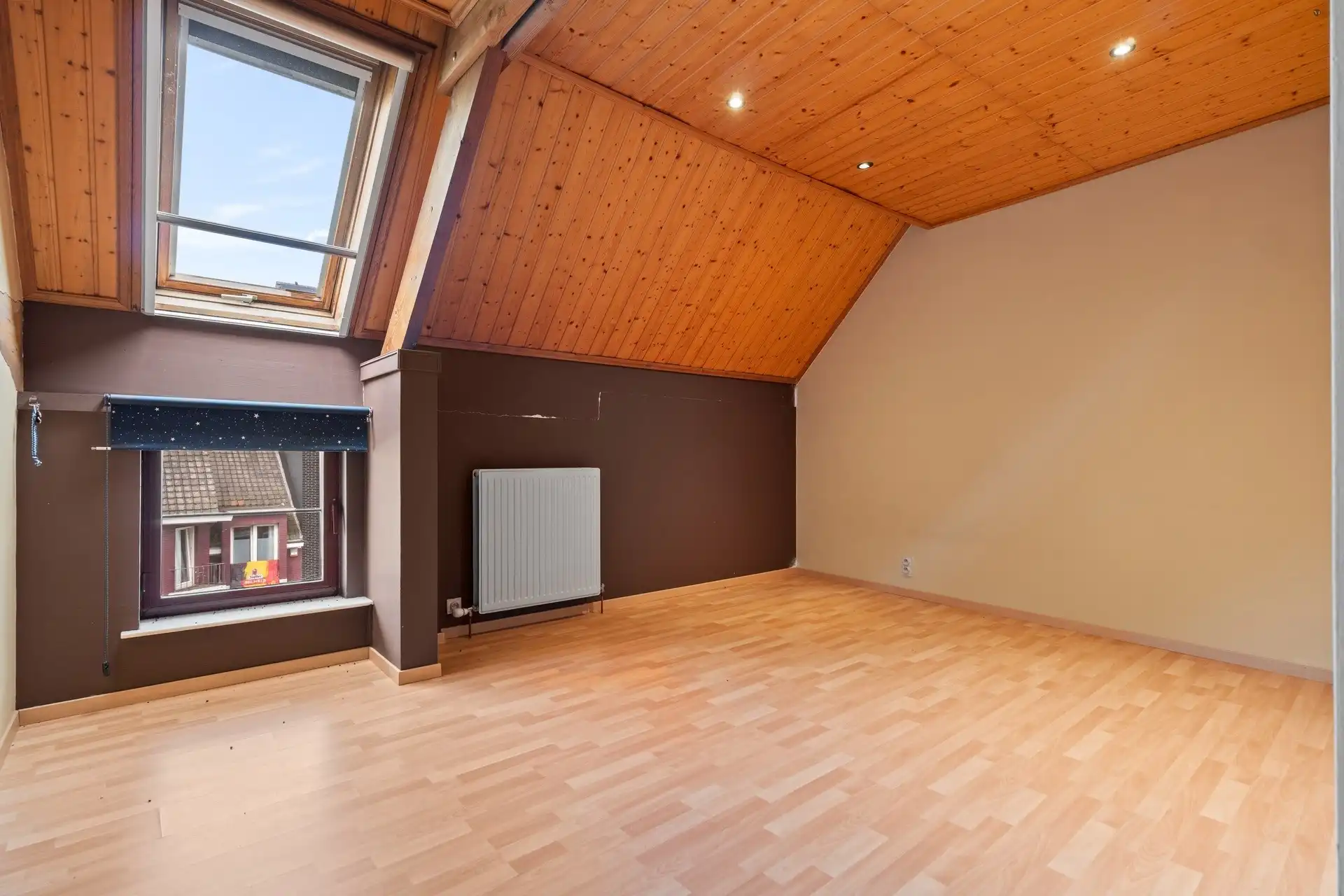 Zeer ruim duplex appartement met groot terras, beroepsruimte en garage van 70m² foto 15
