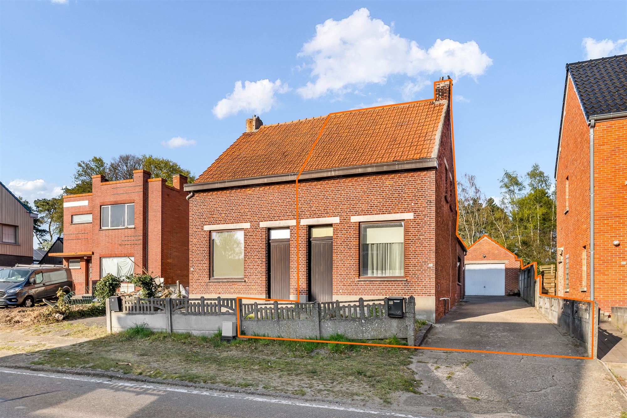 Hoofdfoto van de publicatie: TE RENOVEREN WONING MET 2 SLAAPKAMERS OP EEN PERCEEL VAN 3A47CA TE HAM