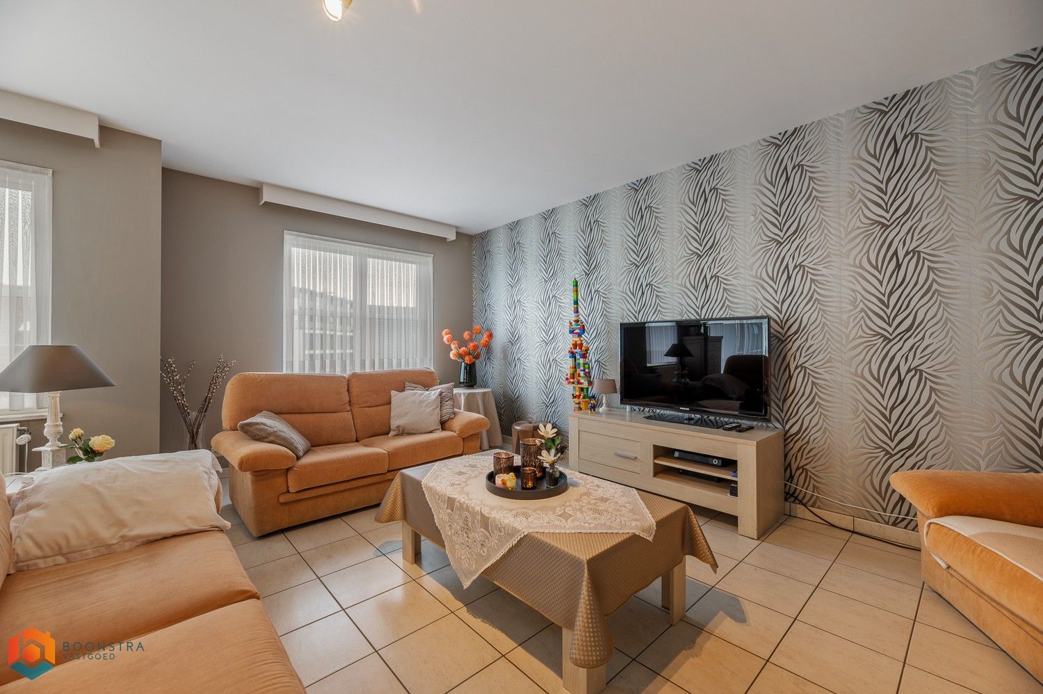 Ruim appartement (124m2) met 2 slpkrs, garage en terras foto 4