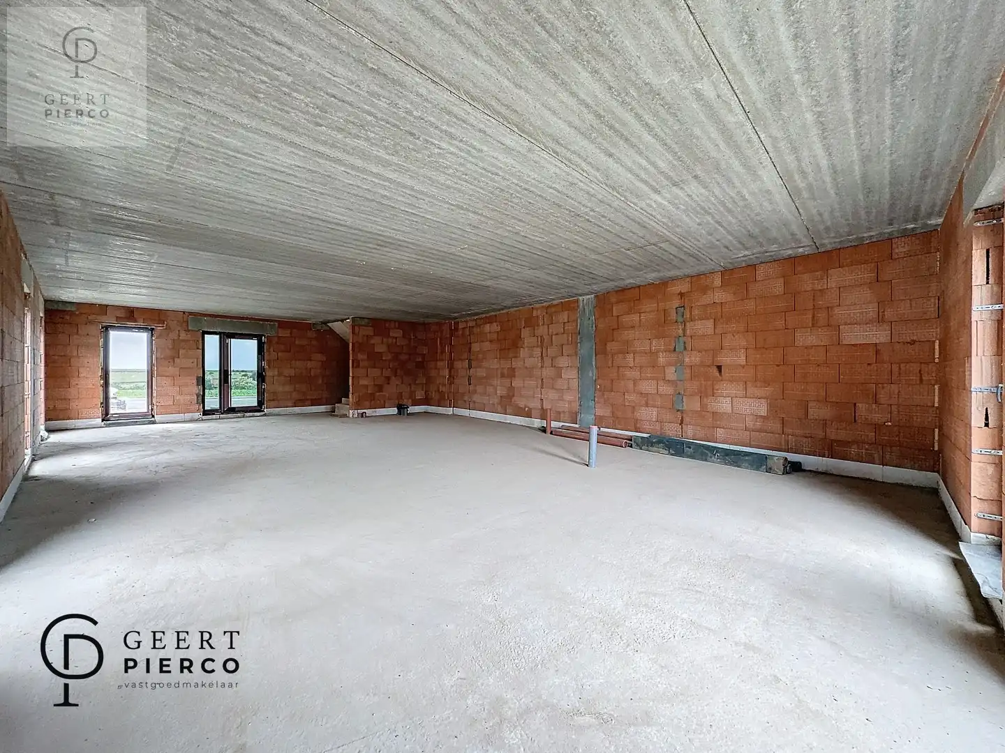 Casco handelspand op een centrale ligging foto {{pictureIndex}}