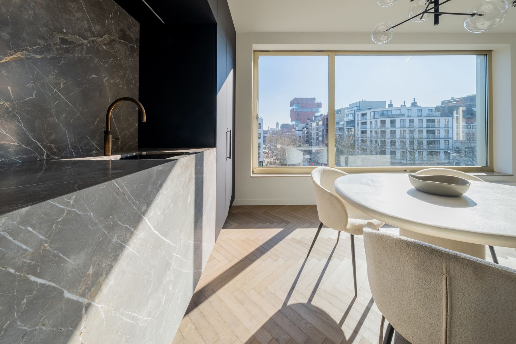 Gemeubeld luxeappartement met adembenemend uitzicht foto 3