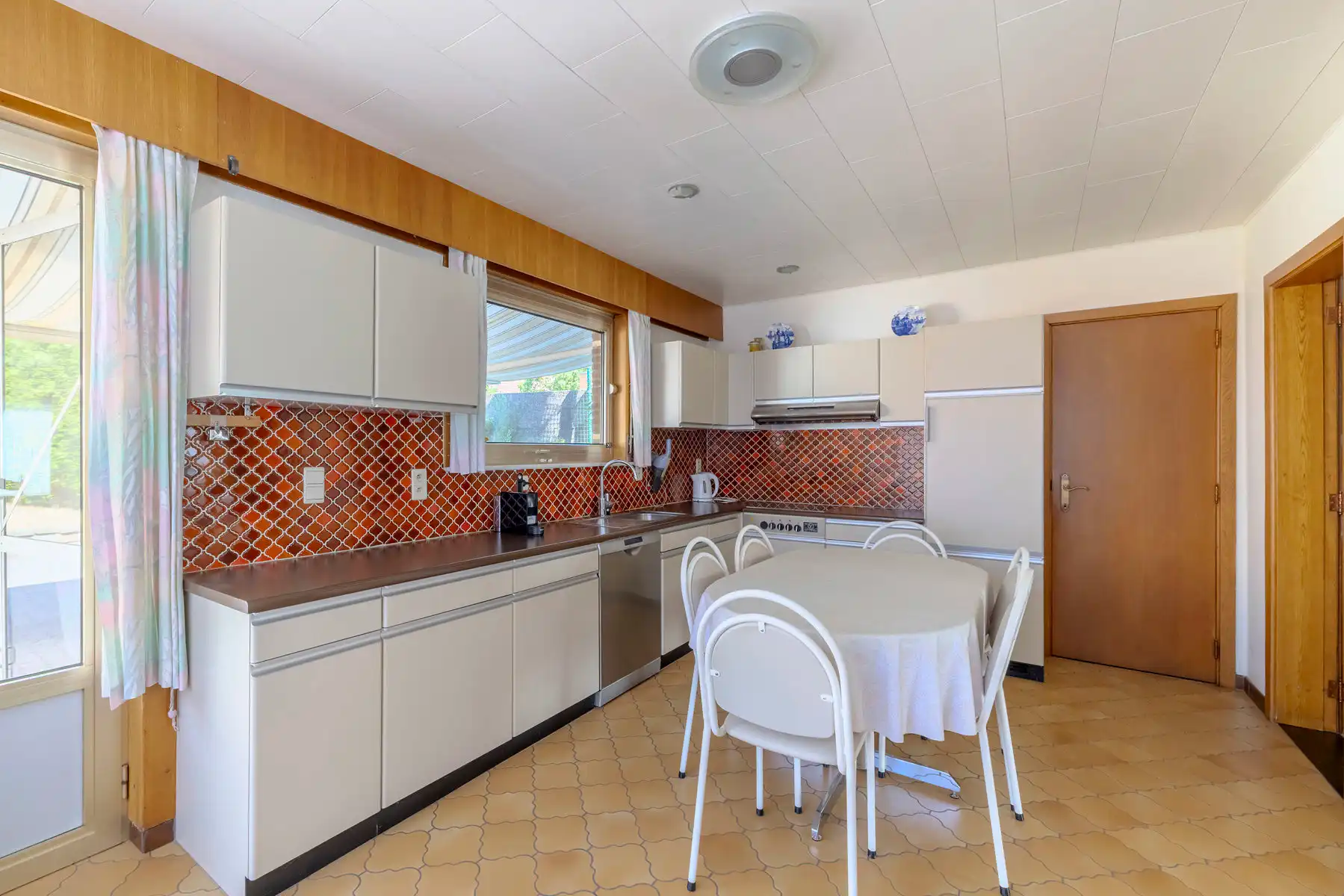 OB met 3 slpk + bureau en magazijn van 177m² op 965m² foto 9