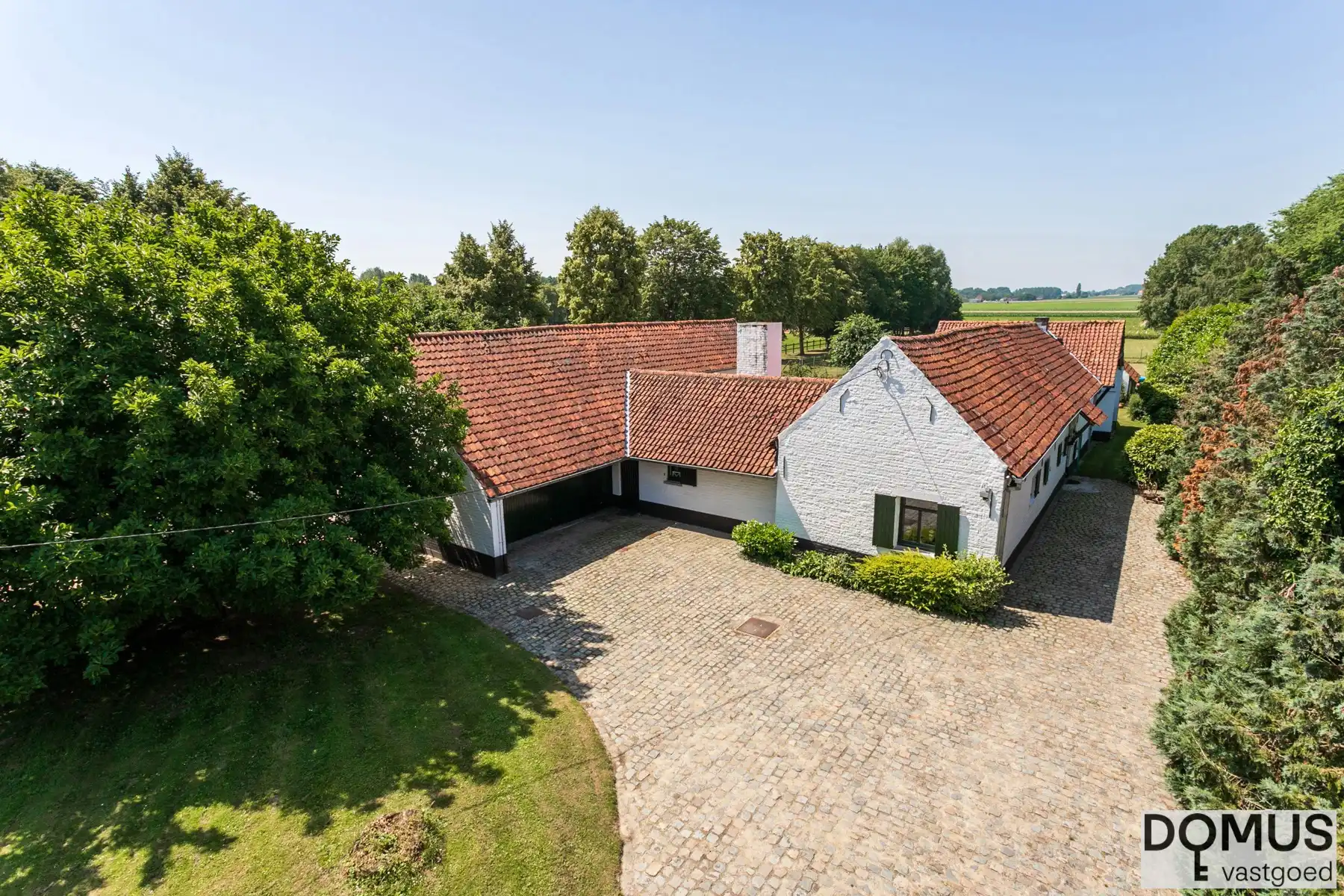 Hoofdfoto van de publicatie: Uniek gelegen hoeve met uitzonderlijk potentieel te Meise