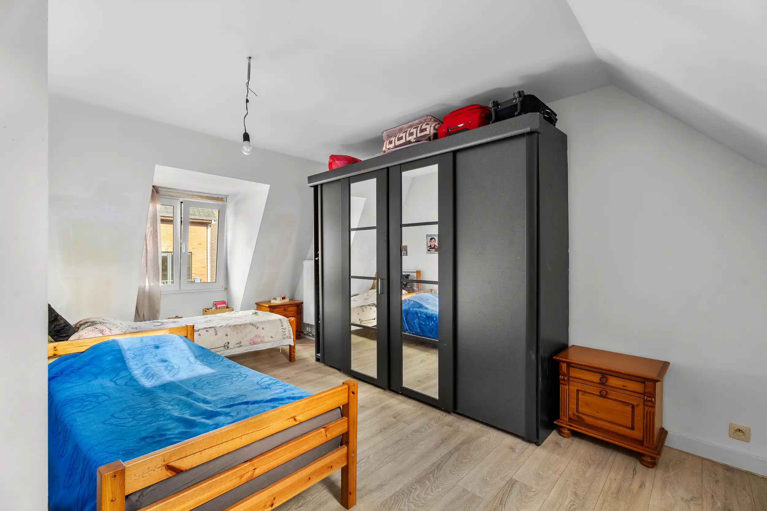 Instapklare, volledig gerenoveerde woning in centrum Lokeren foto 5