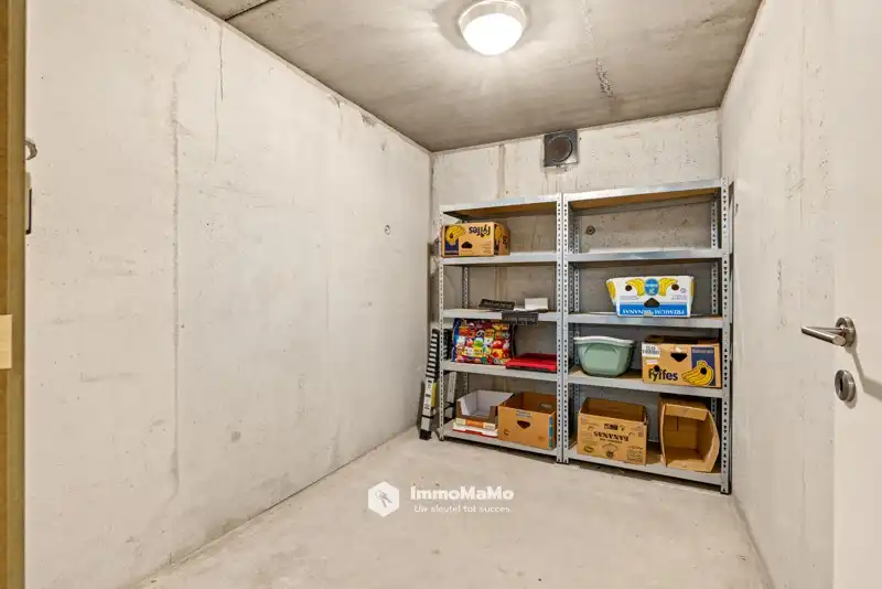 RUIM DAKAPPARTEMENT MET 3 GARAGES EN ZALIG DAKTERRAS TE KOOP foto 23