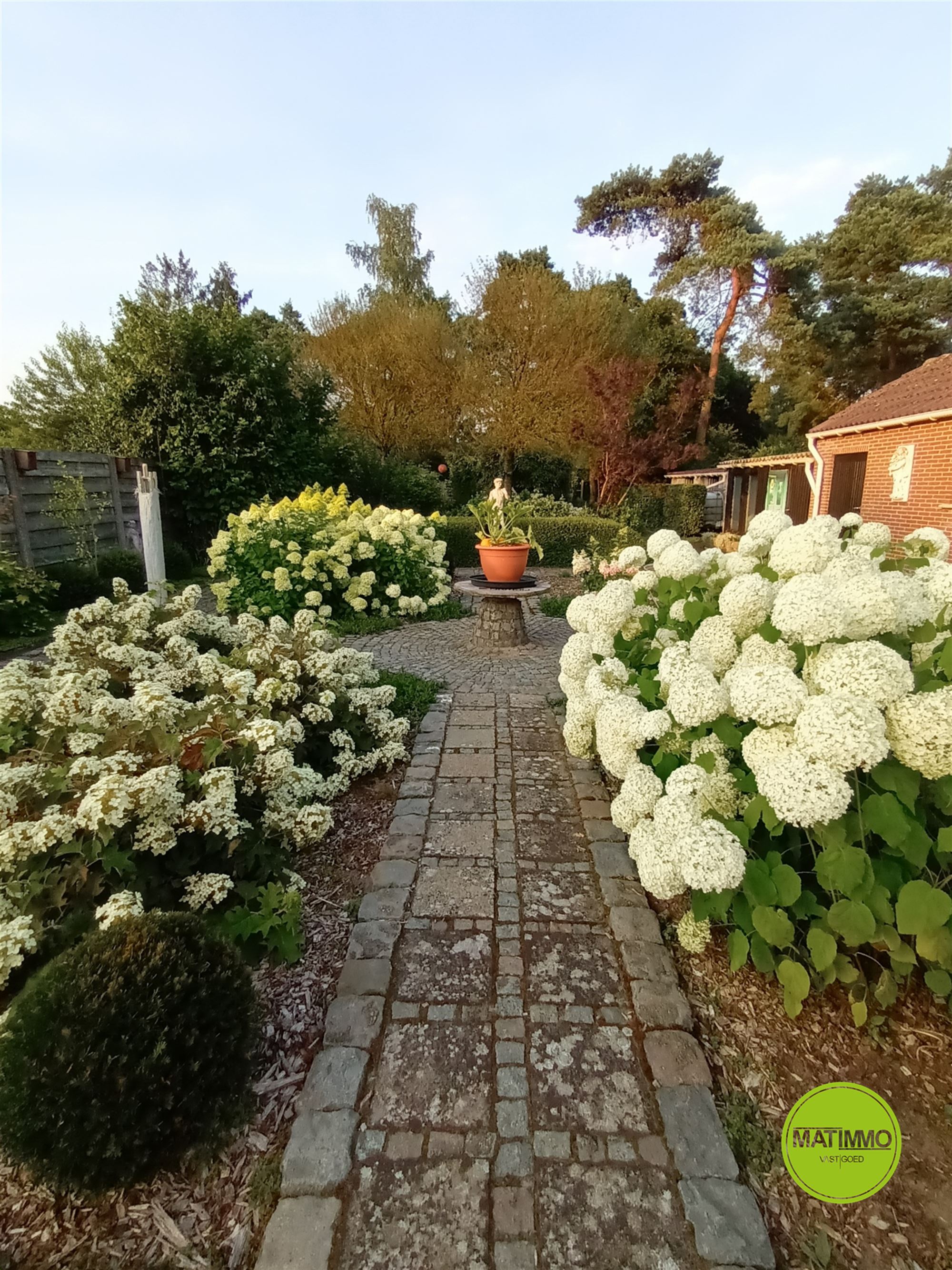 Ruime woning op een perceel van 1340m2 te Mol-Heidehuizen  foto 28