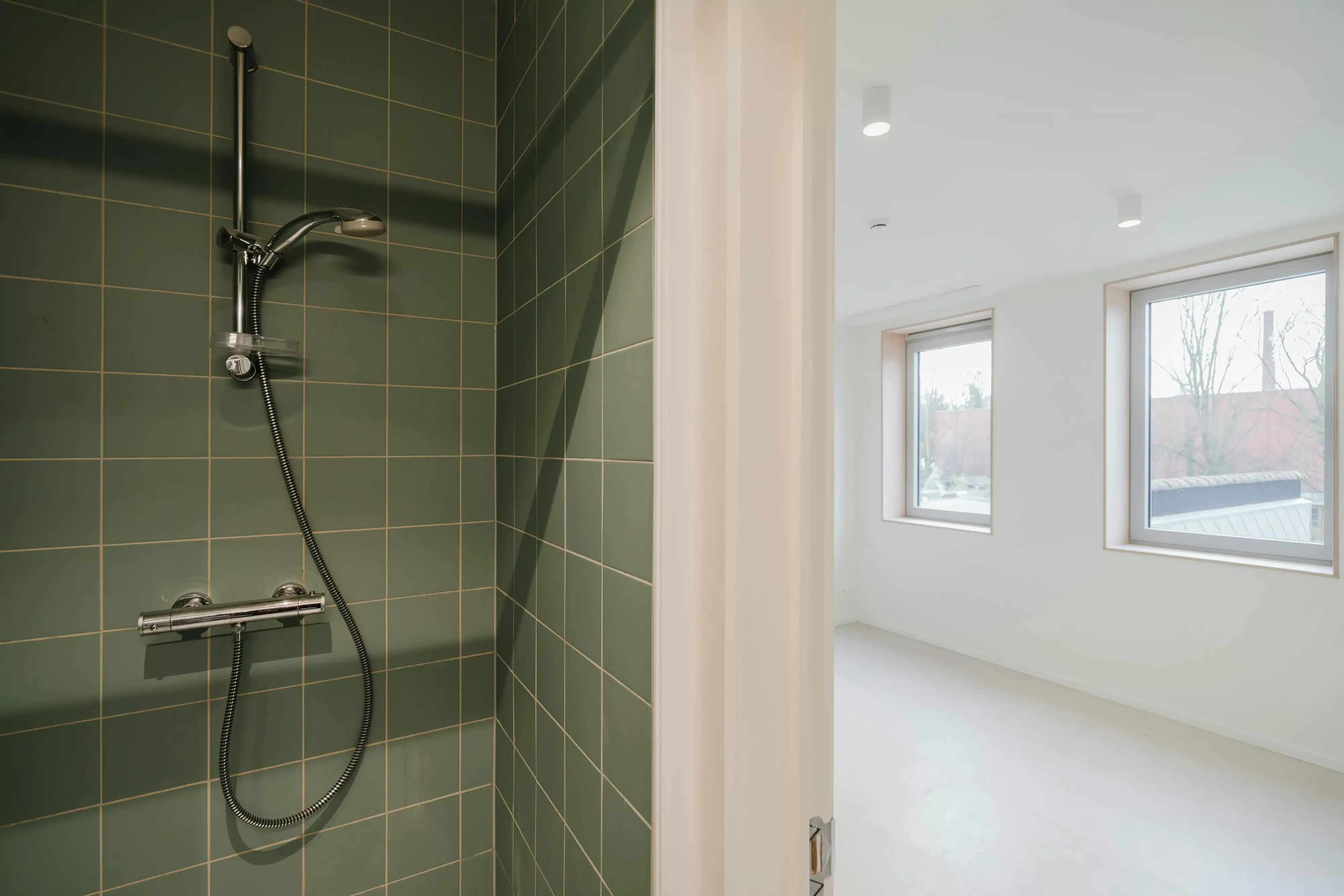 Opbrengsteigendom te koop te Kortrijk – nieuwbouw in één geheel foto 12