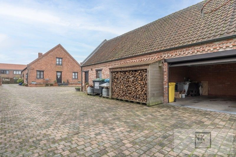 Charmante fermette woning met 4 slaapkamers, bureau en ruime werkplaats op een prachtig perceel in Arendonk! foto 44