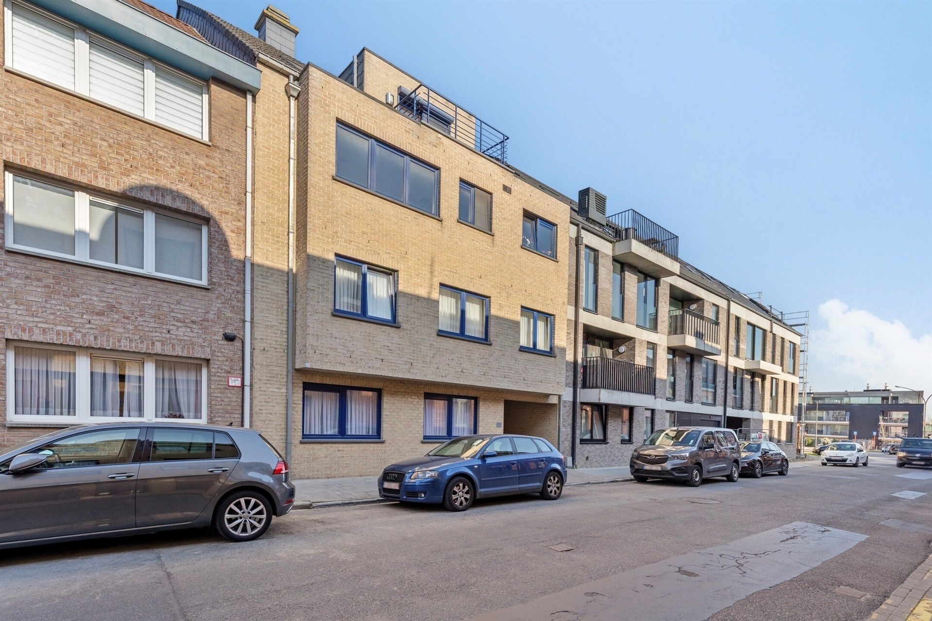 Duplex met 2 slaapkamers & 2 extra zolderkamers foto {{pictureIndex}}