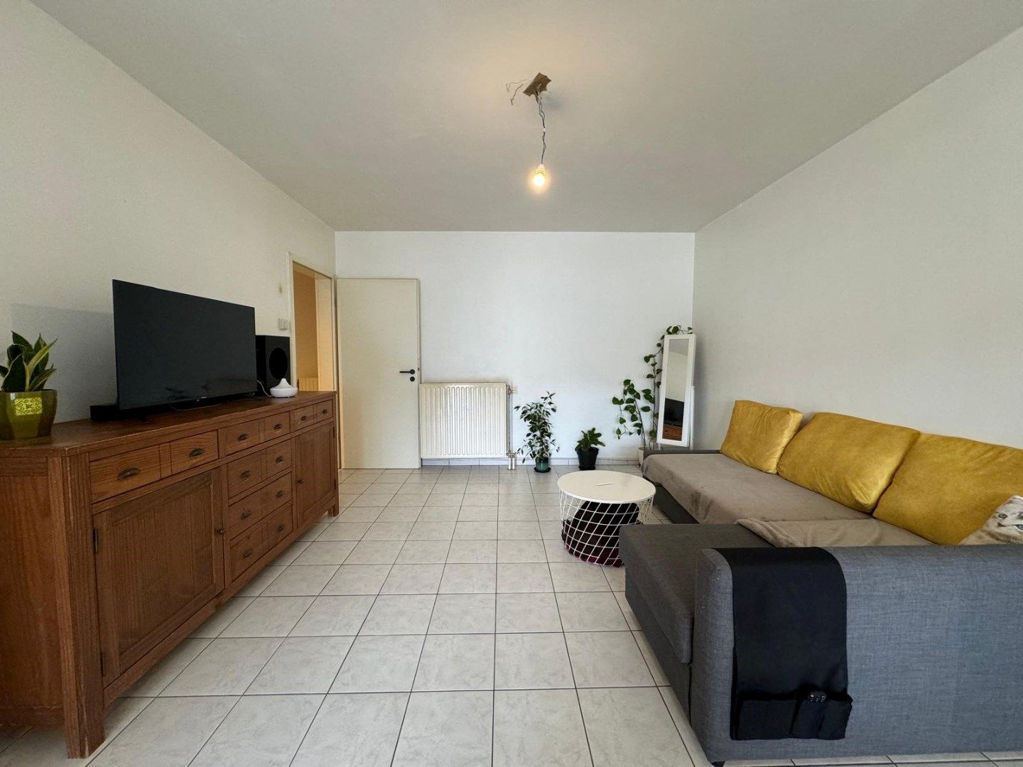 Op zoek naar een opbrengsteigendom met handelspand, 2 appartementen en 4 garages in hartje Merchtem? Welkom Home!  foto 11