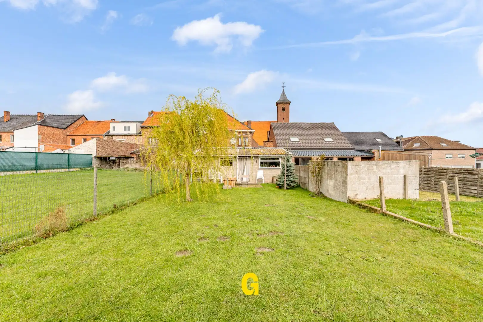 Ruime woning van 293 m² met inpandige garage en tuin foto 25
