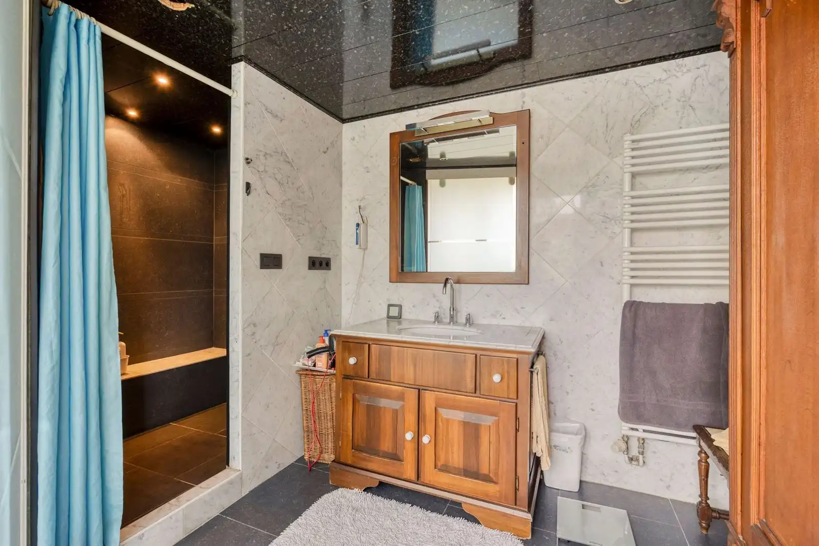 Unieke woning op mooi perceel van 12a foto 18