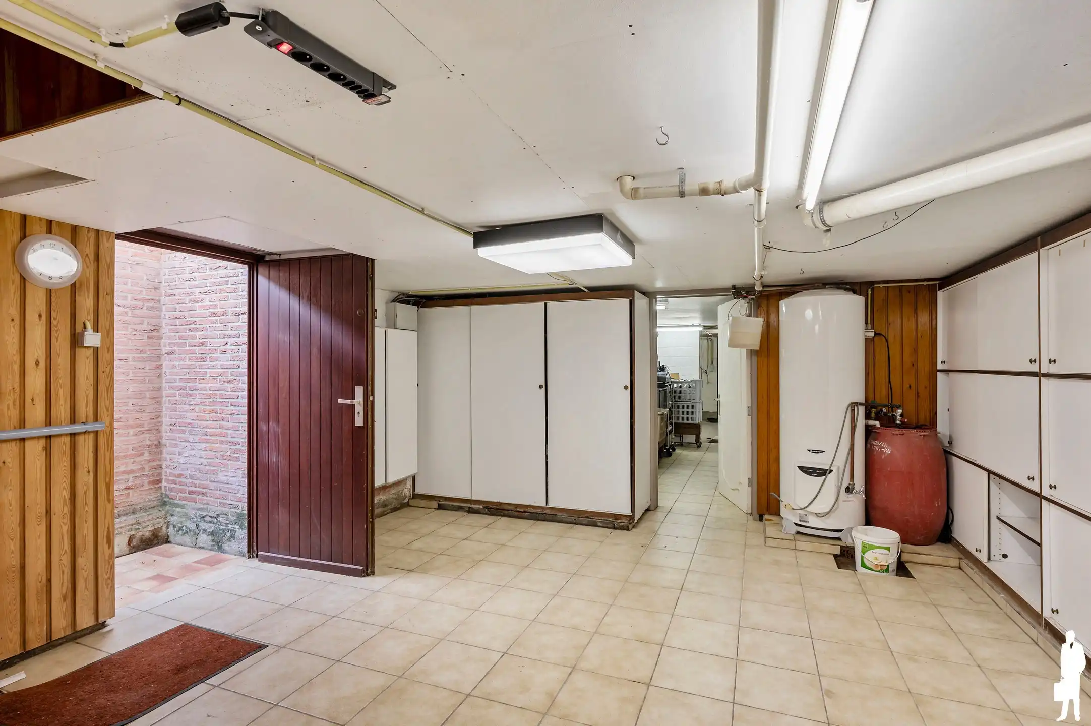 Ruime open bebouwing met 4 slaapkamers, dubbele garage en zuidoostgerichte tuin op ca. 26 are in Hofstade. foto 30