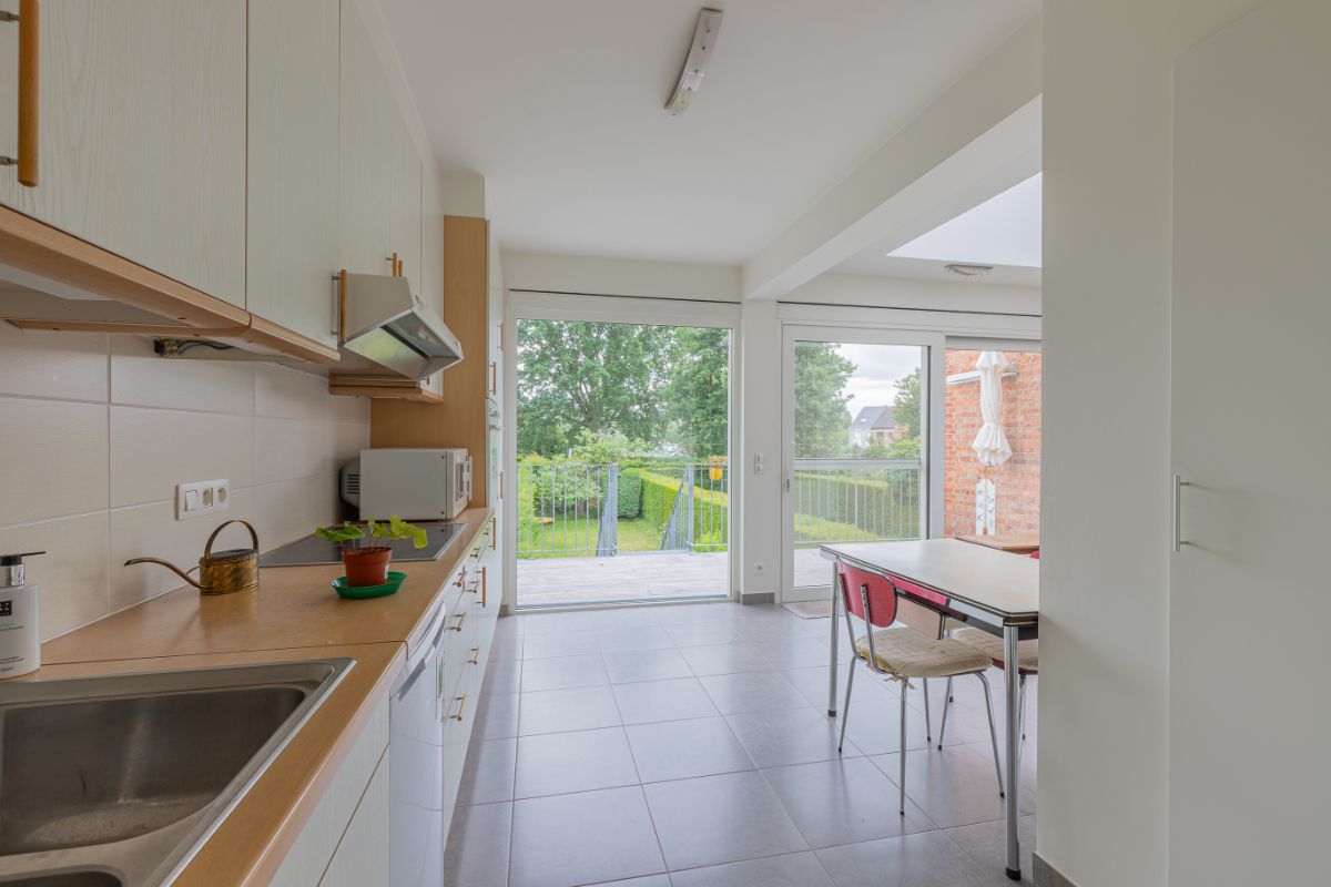 Statige woning met tuin in centrum Dendermonde foto 8
