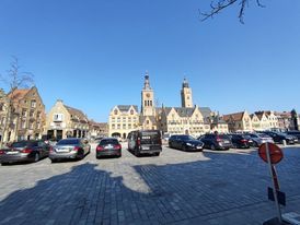 Opbrengsteigendom foto {{pictureIndex}}