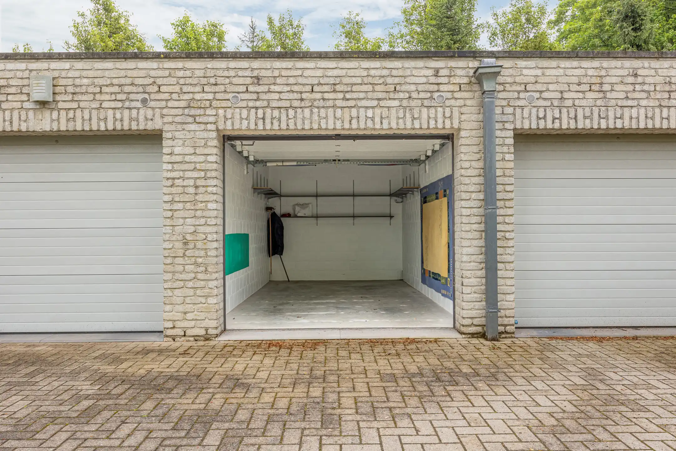 Appartement met terras en garagebox foto 23