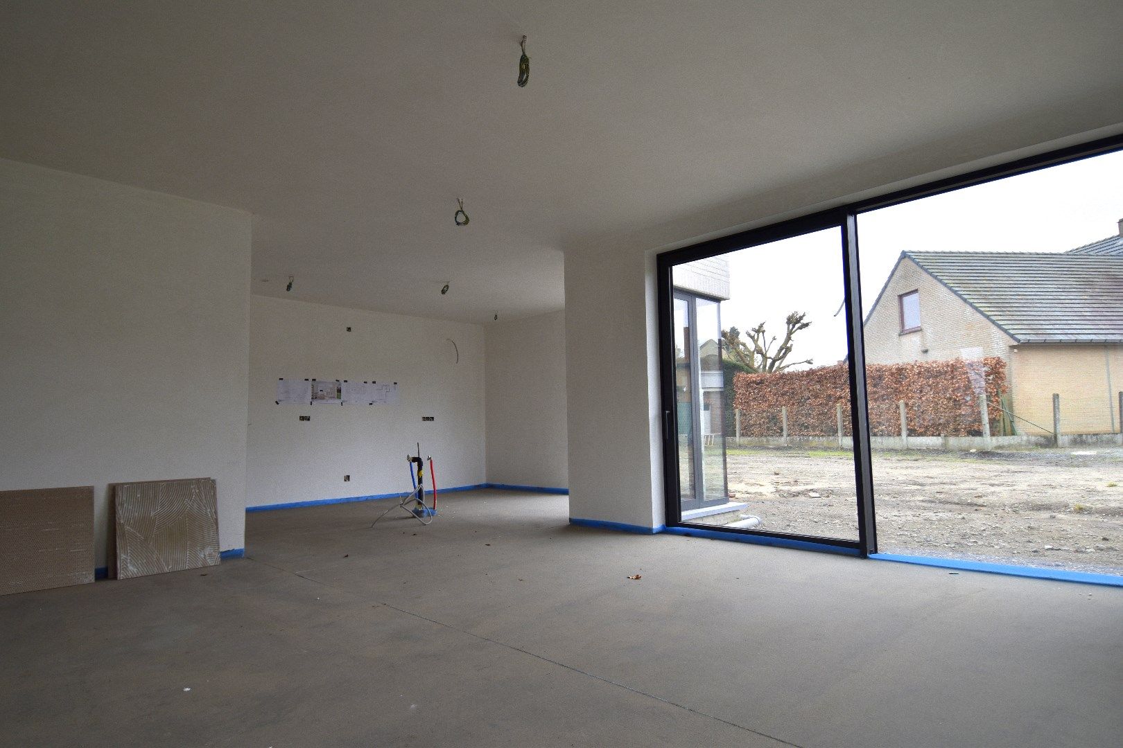 Nieuwbouwwoning met 3 slaapkamers vlakbij centrum Meulebeke foto 8