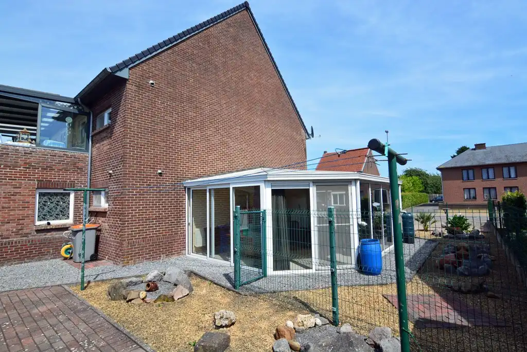 Gelijkvloers appartement met 3 slpks, veranda, tuin en garage foto 19