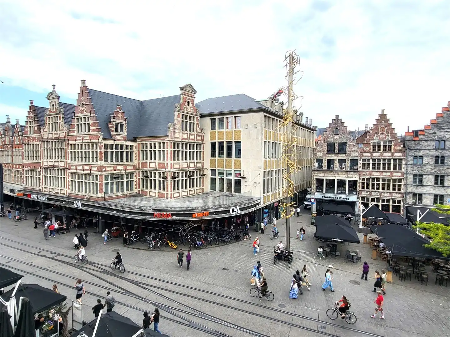 GERENOVEERD APPARTEMENT IN 2020 MET 1 SLAAPKAMER EN TERRAS, in het centrum van Gent. foto 4