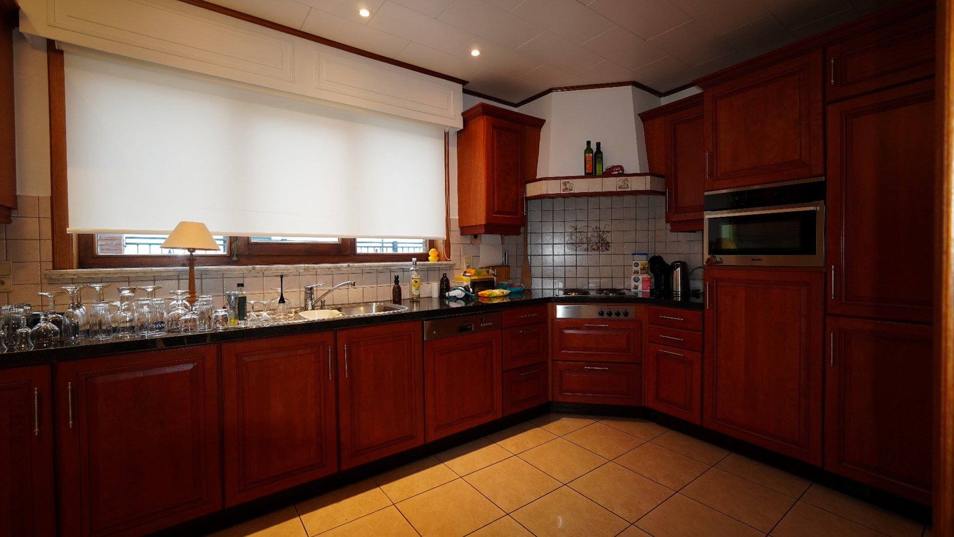 Halfopen bebouwing met veranda, garage en tuin te Lokeren foto 5