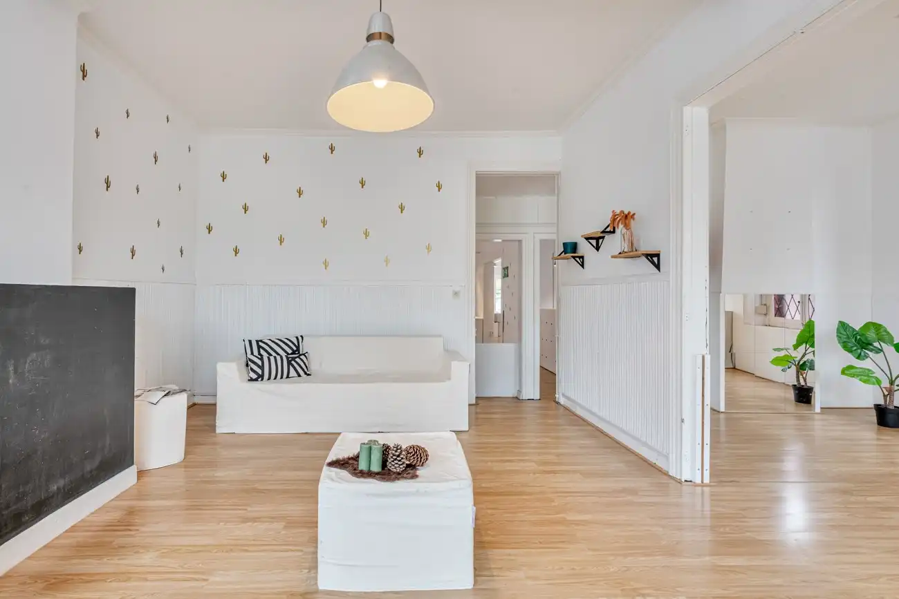 Karaktervolle Gezinswoning met Potentieel in Centrum Herzele! foto 3