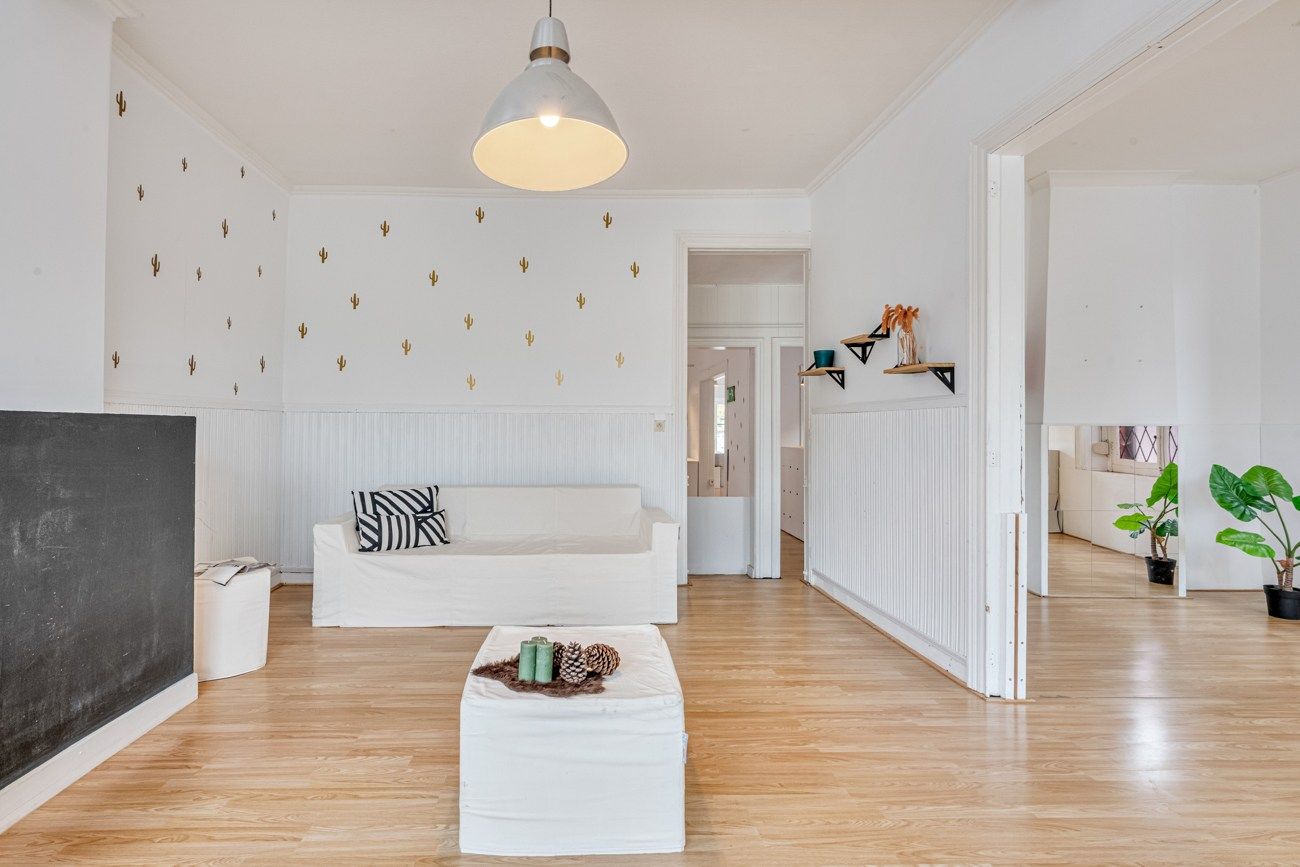 Karaktervolle Gezinswoning met Potentieel in Centrum Herzele! foto 3