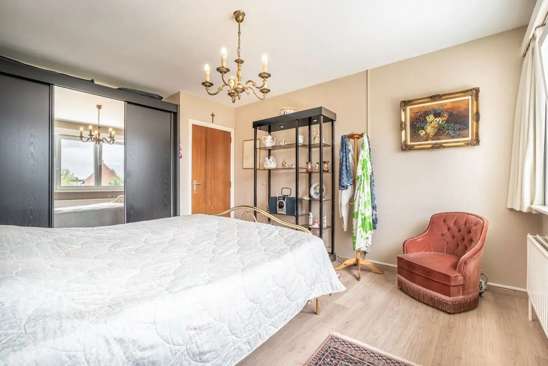 Charmante woning met 3 slaapkamers, garage en tuin foto 17