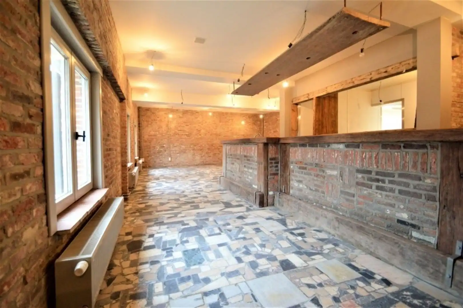 Goed gelegen horecazaak foto 8