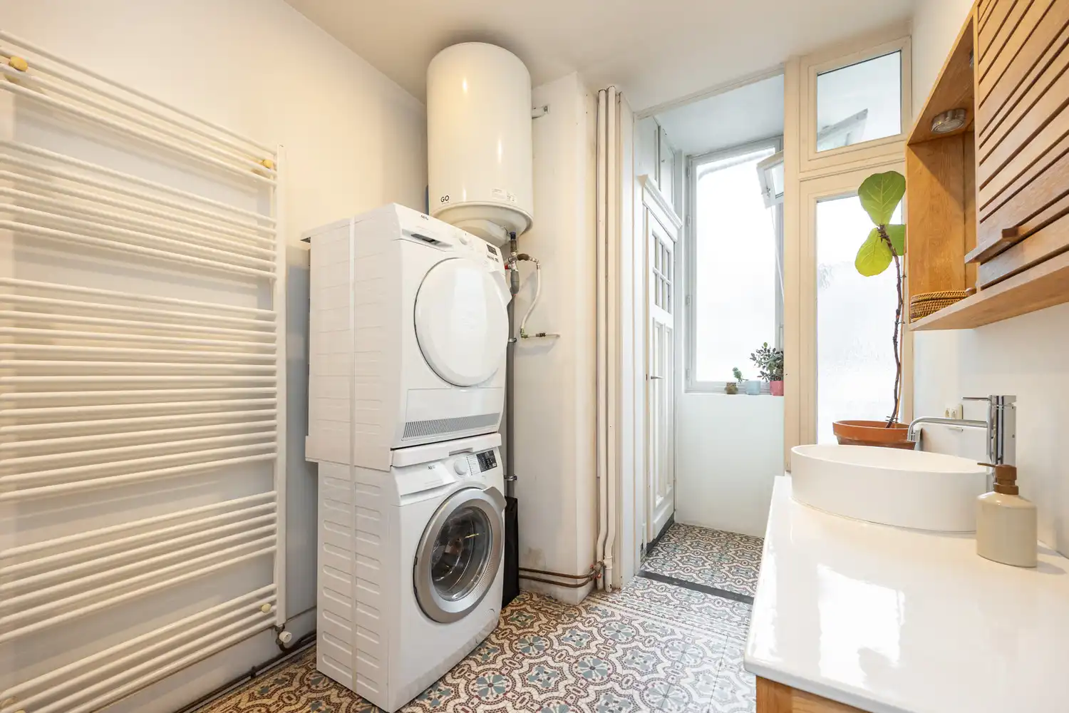 Verkocht: kevin@wellimmo.net voor meer info!  Instapklaar Art-Deco appartement met heerlijk zonneterras nabij 't Groen Kwartier en Zurenborg, voor liefhebbers! foto 28