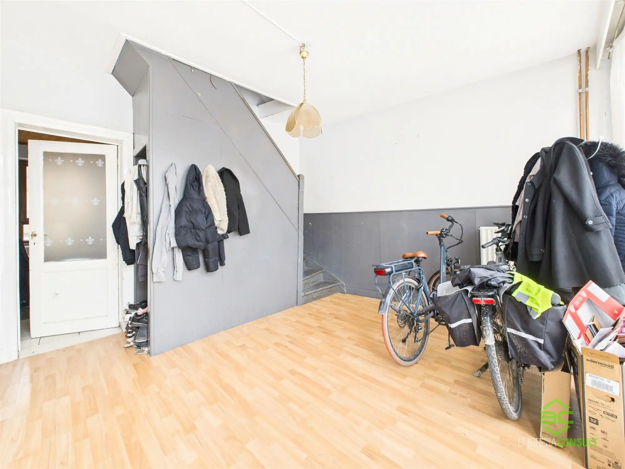 Ruime stadswoning met 5 slpk en 2 badk! foto 4