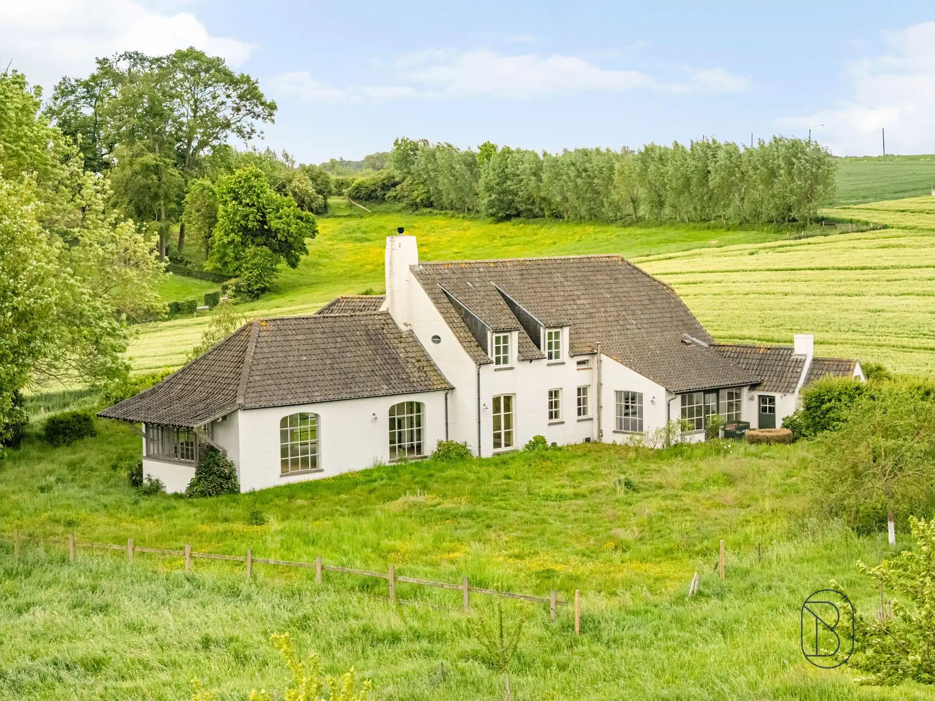 Charmant landhuis op 5.500m² met uniek zicht! foto 4