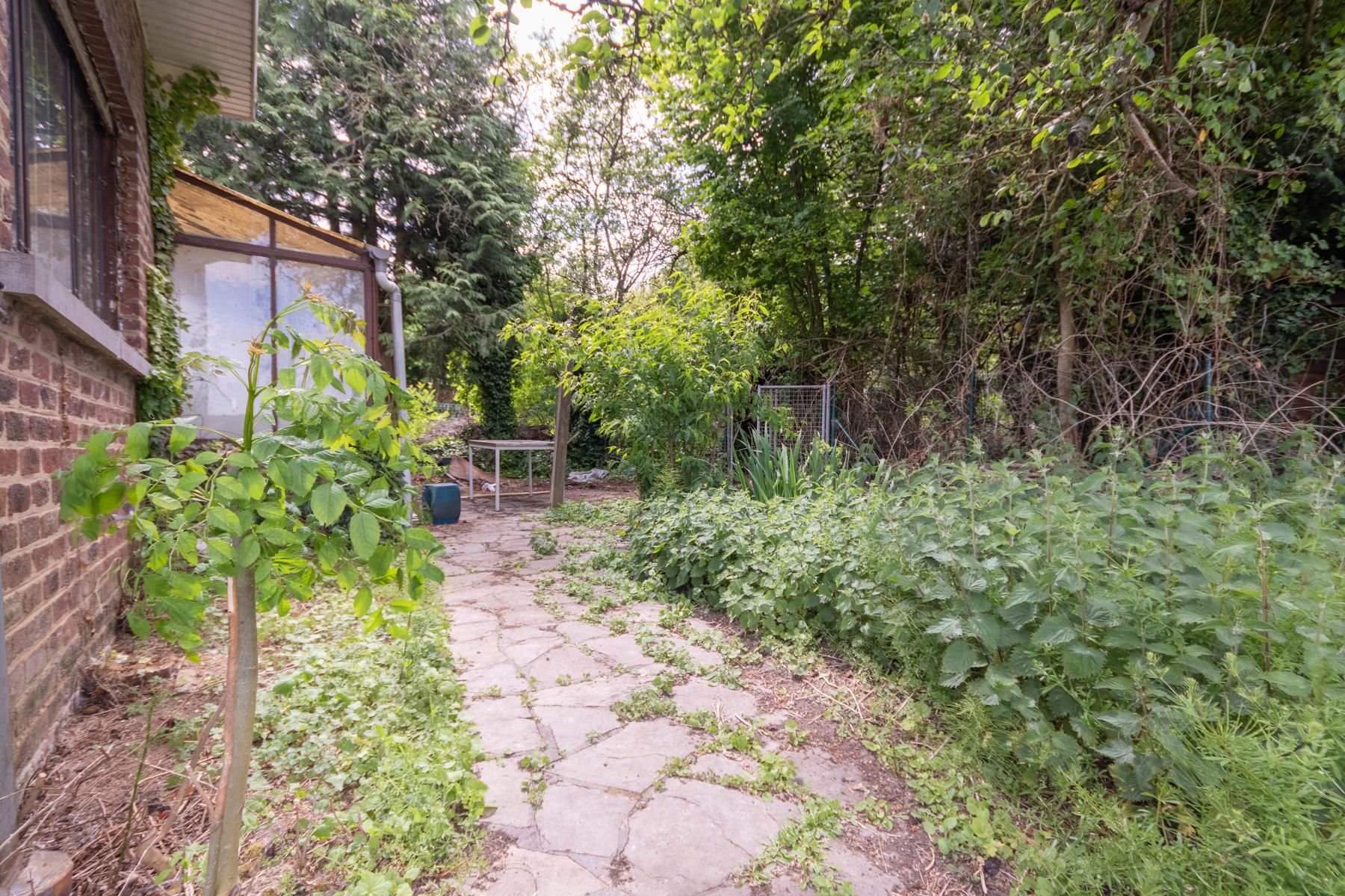 Te renoveren villa met 3 slaapkamers op perceel van 10a 52ca foto 18