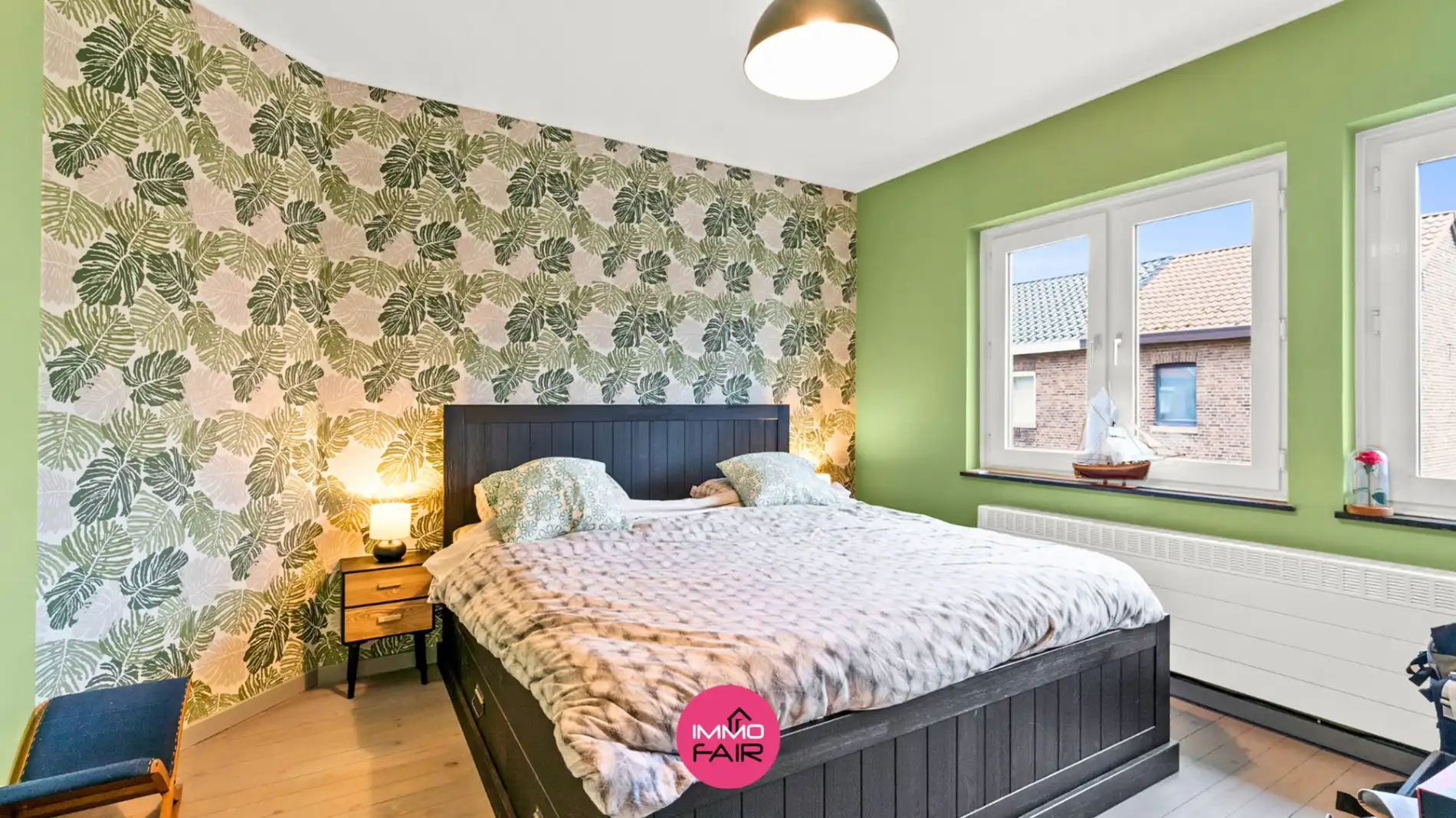 Gezinswoning met authentieke elementen in centrum Lanaken! foto 13