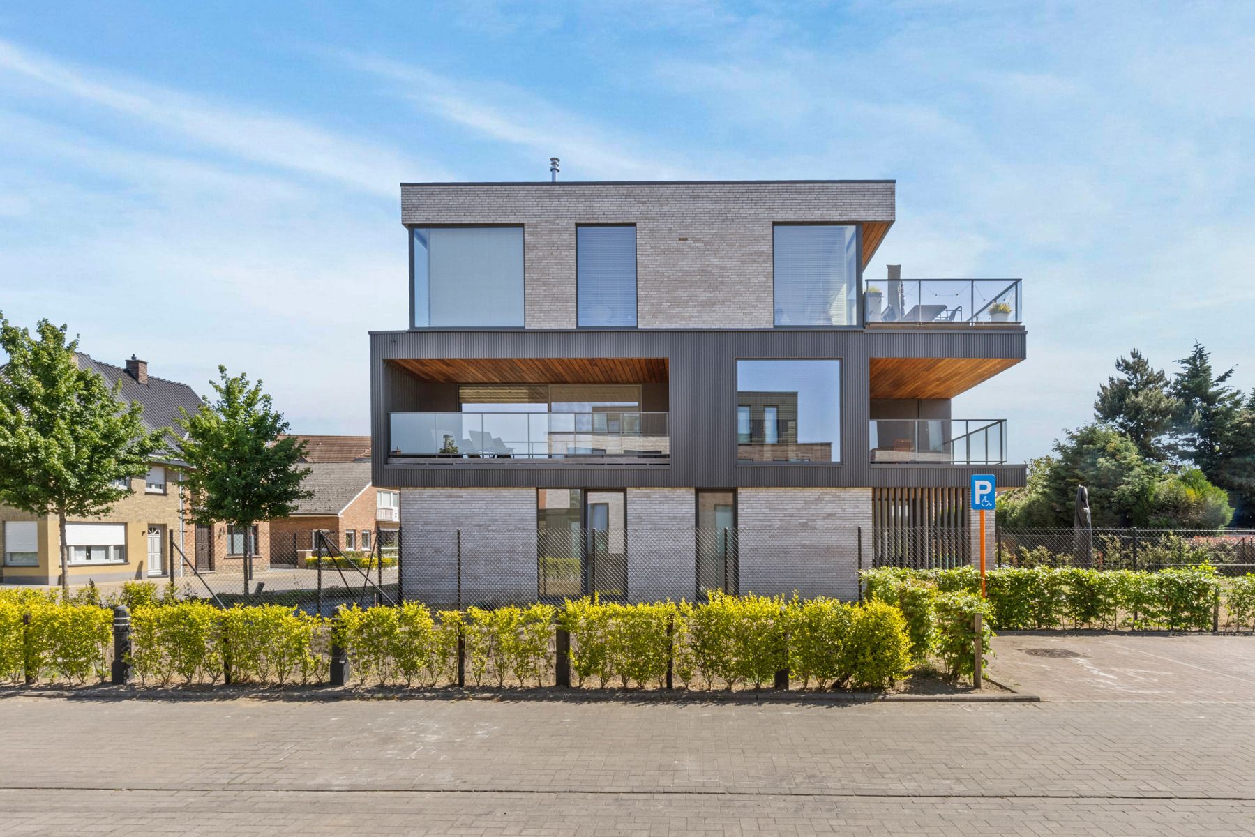 Luxueus, ruim en hoogwaardig afgewerkt appartement te Heusden foto 26