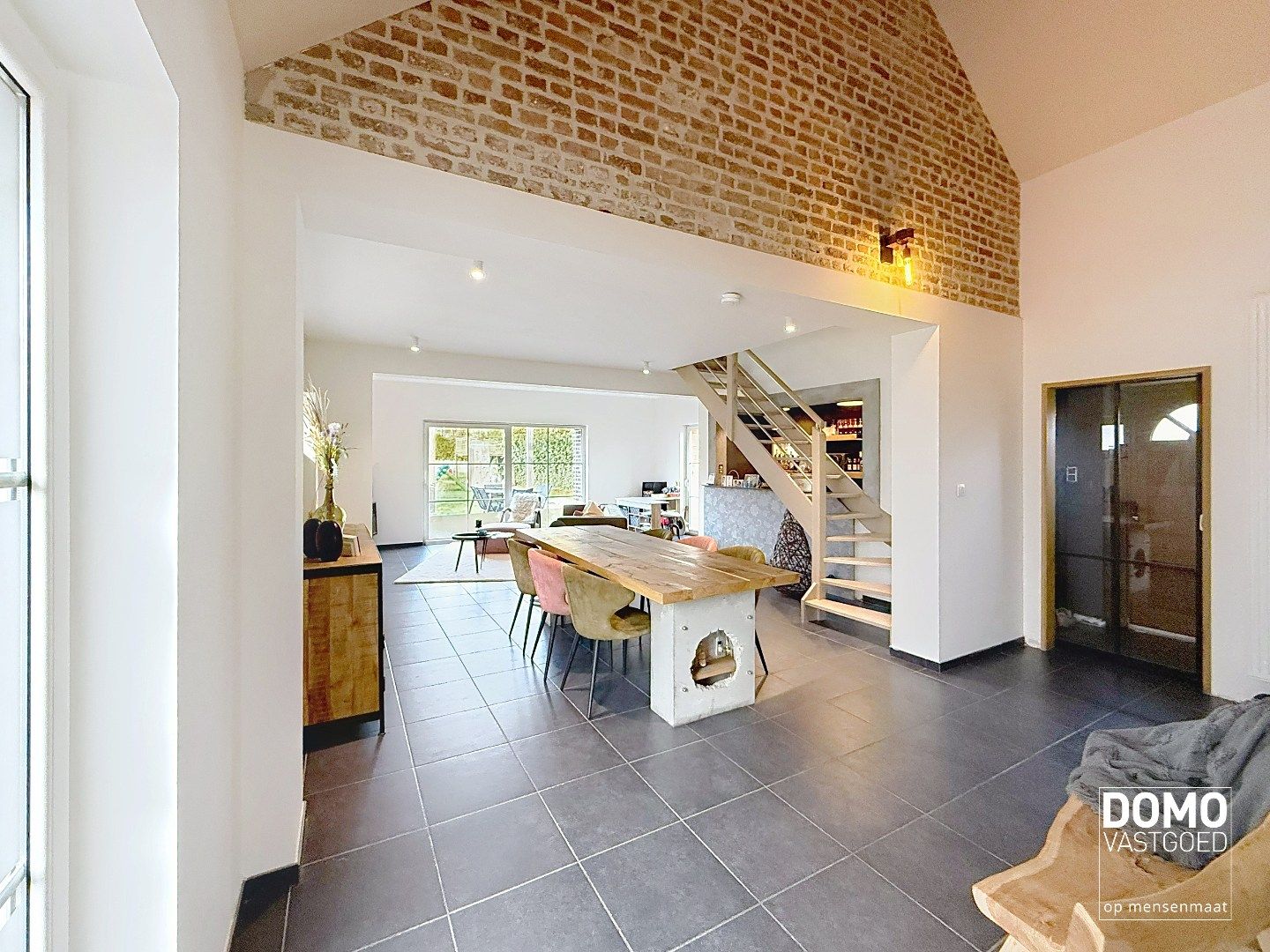 Ruime charmante woning met 3 slaapkamers - 244m² - EPC: B  foto 4