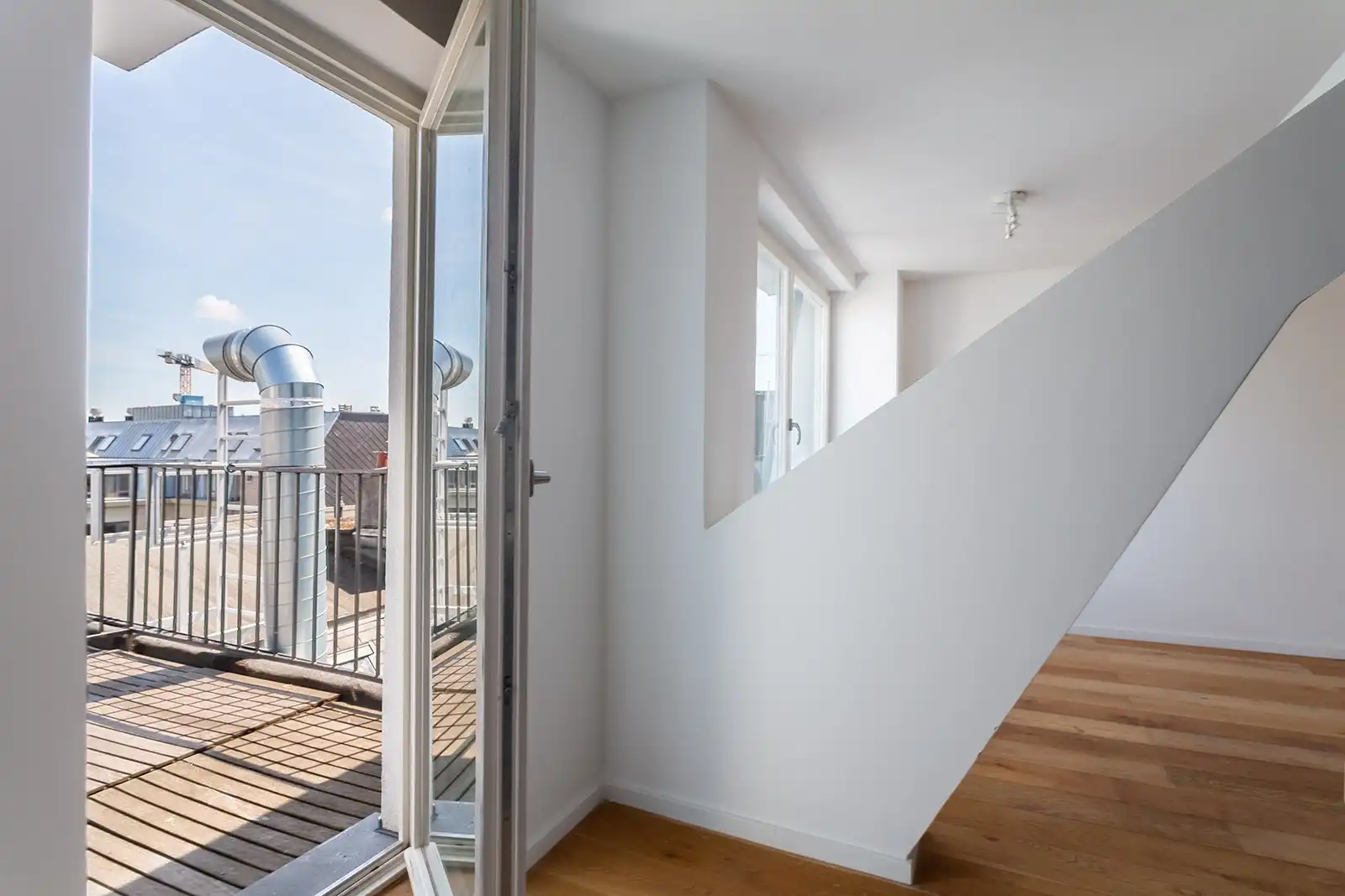 Modern wonen onder de Antwerpse skyline foto 7